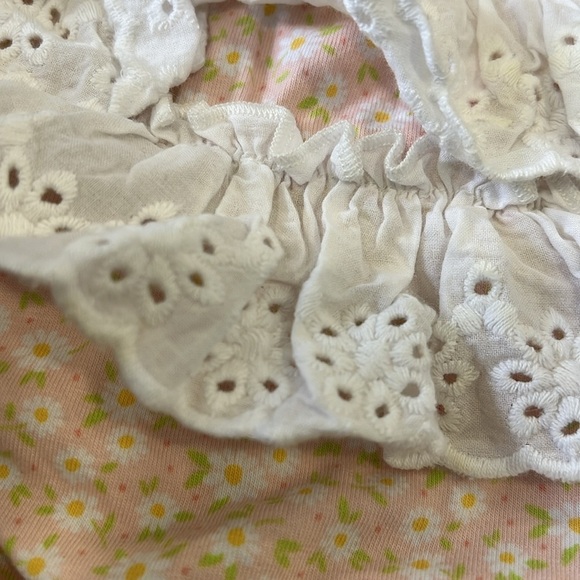 Serendipity ditzy floral eyelet ruffled bubble romper - Picture 5 of 10